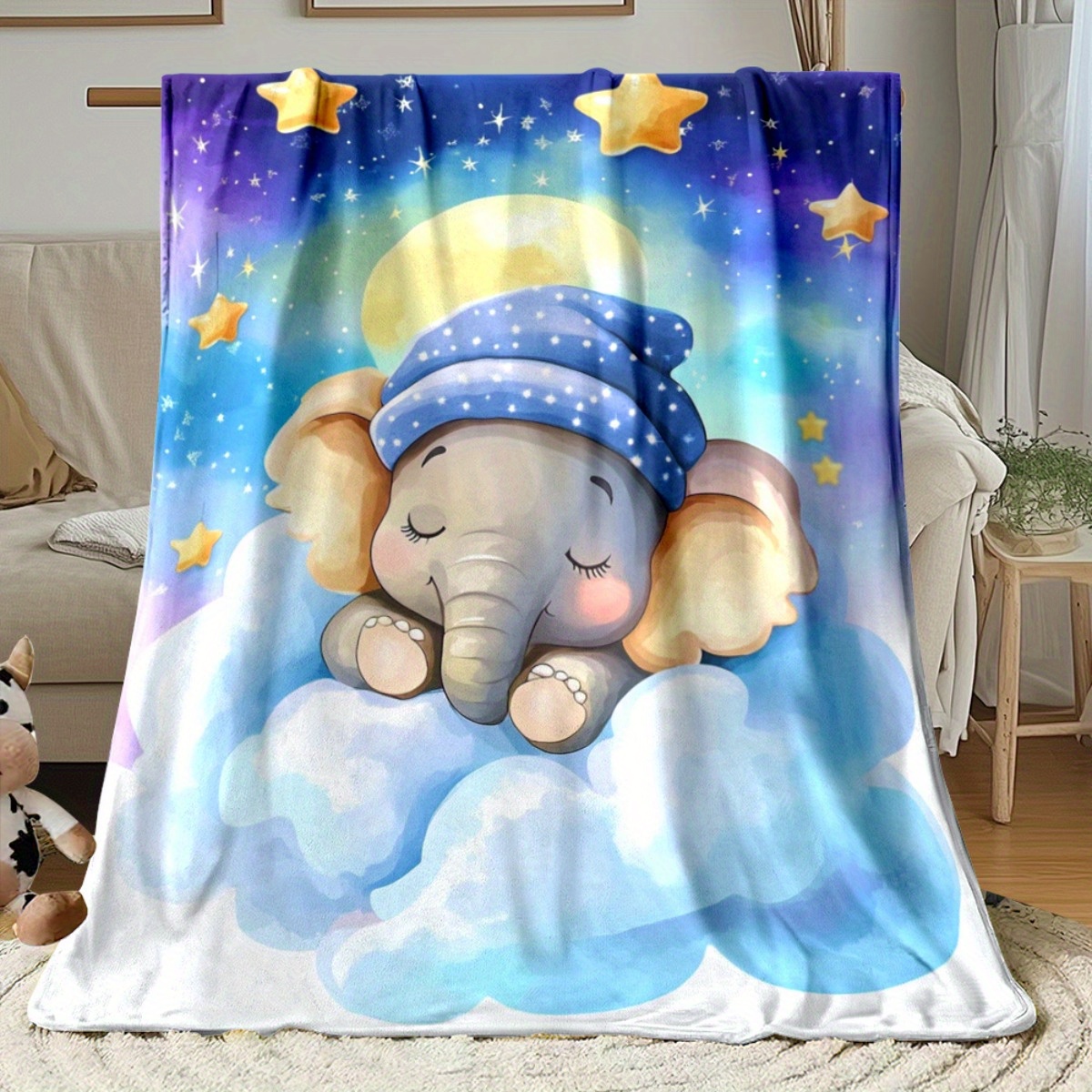 Baby Nursery Animal Theme - 眠っている赤ちゃん象、雲、星、夜空、フリースブランケット、かわいい動物、ソフトスロー、子供用、保育園寝具、夢のようなブルーテーマ