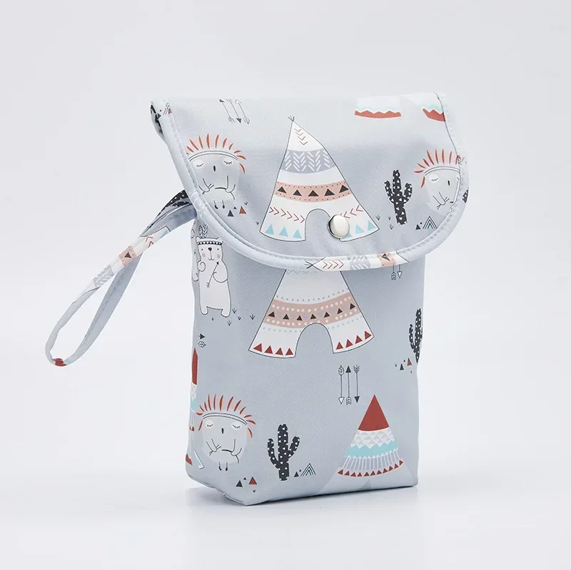 ベビーおむつバッグオーガナイザー再利用可能な防水ウェット/ド - Diaper Caddy Organizer のレビューと価格